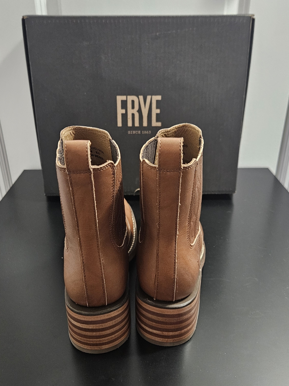 NIB Women's Frye Campus Chelsea Boots Size 8.5M - Picture 6 of 10